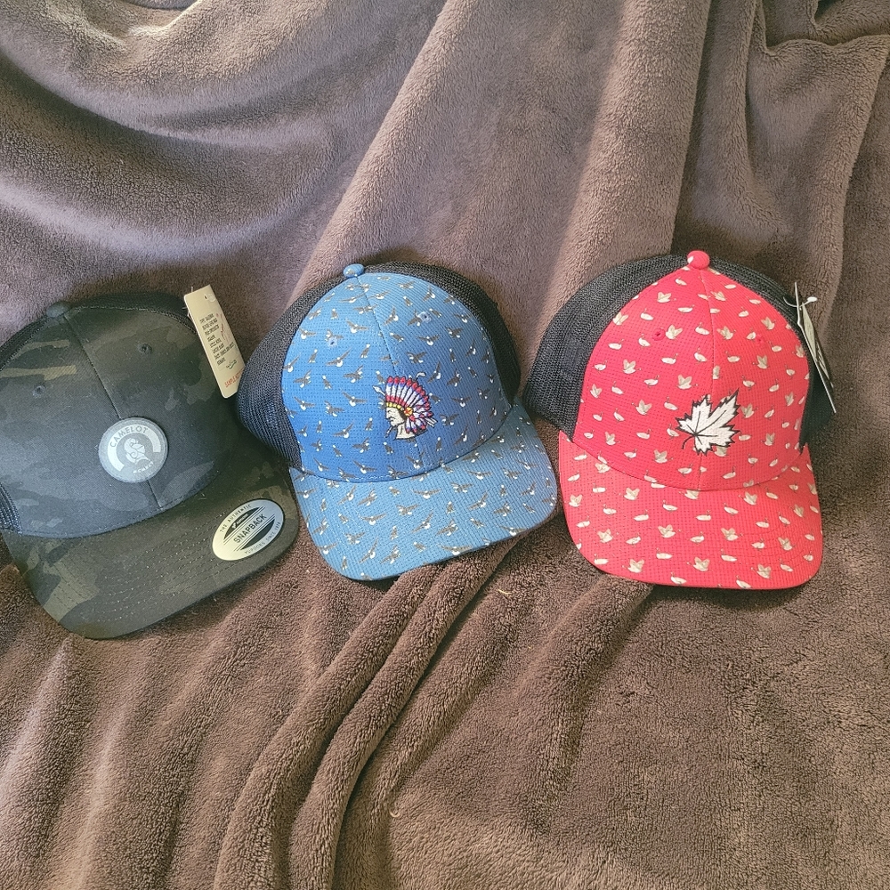 Loudmouth caps lemme know which one you want